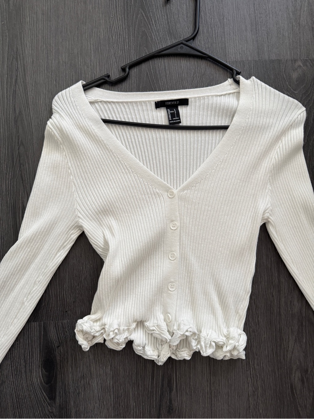 Forever 21 White Ribbed Button-Front Ruffle Hem Top